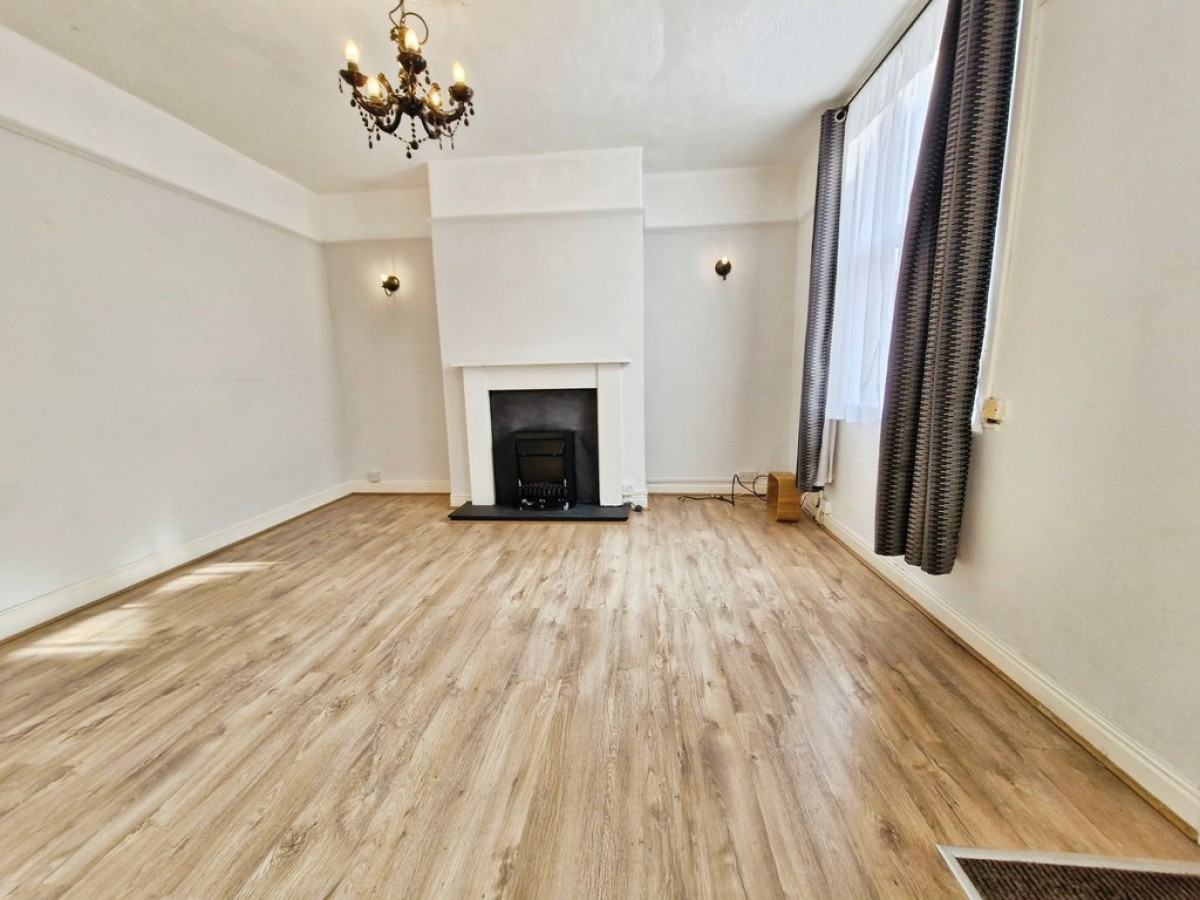 Woodville Place, Horsforth