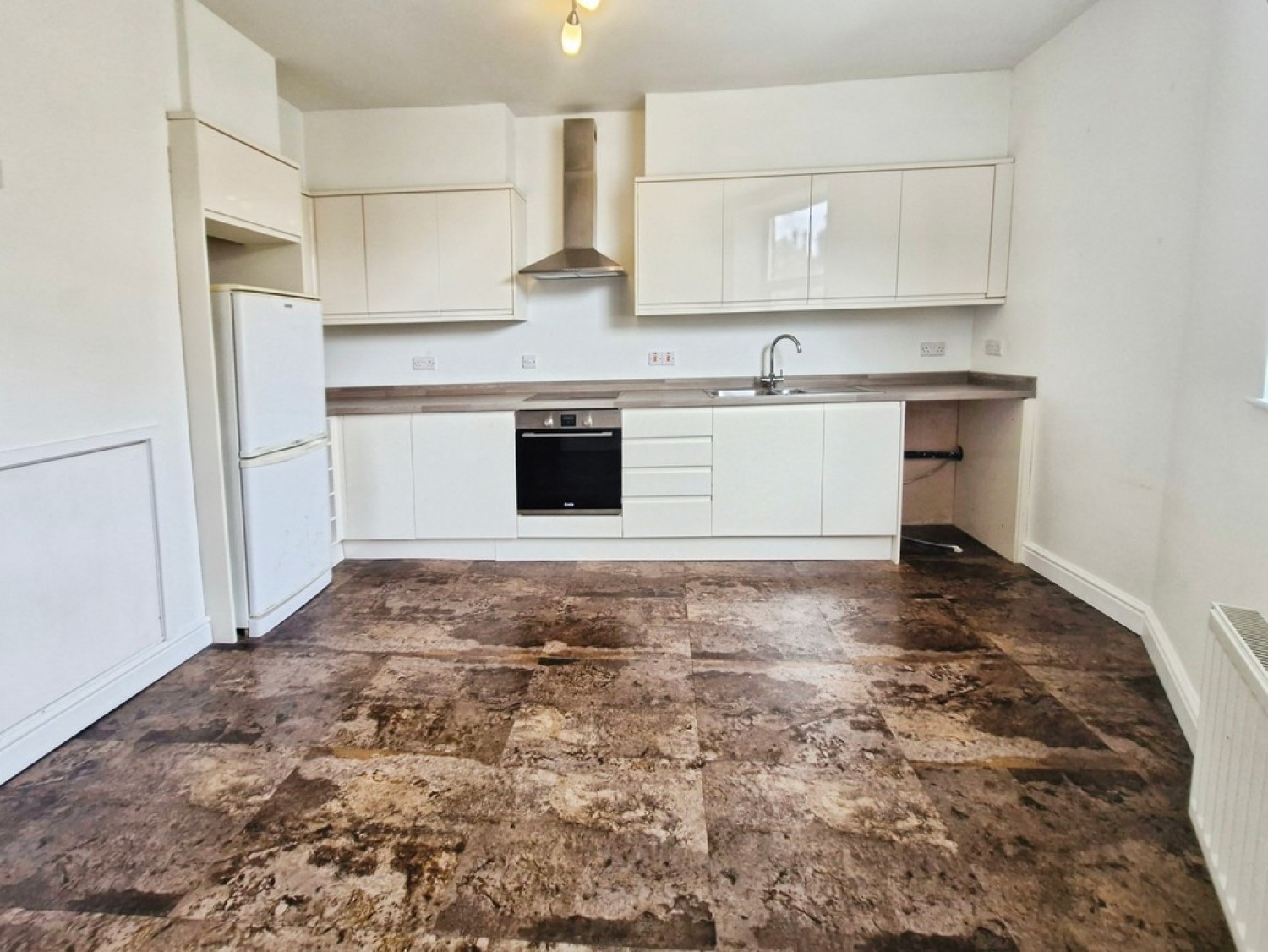 2 bedroom Flat for Letting Station Road, Horsforth, Leeds