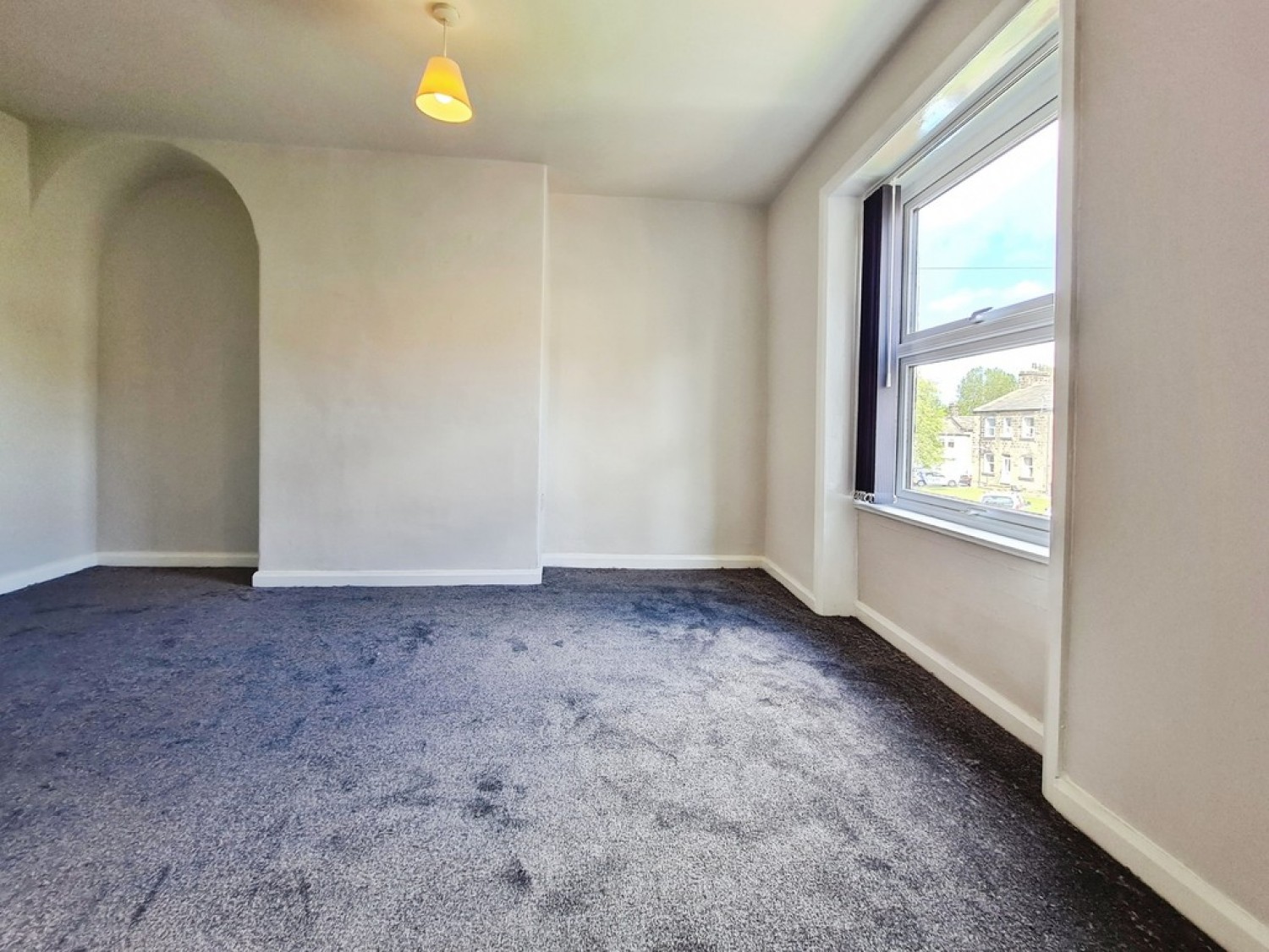 2 bedroom House for Letting Alma Street, Yeadon, Leeds