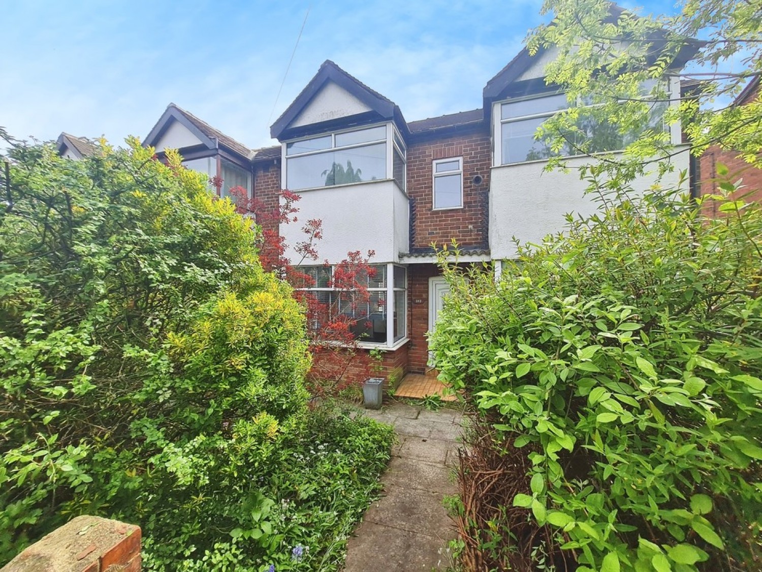 2 bedroom House in Broadway, Horsforth, Leeds