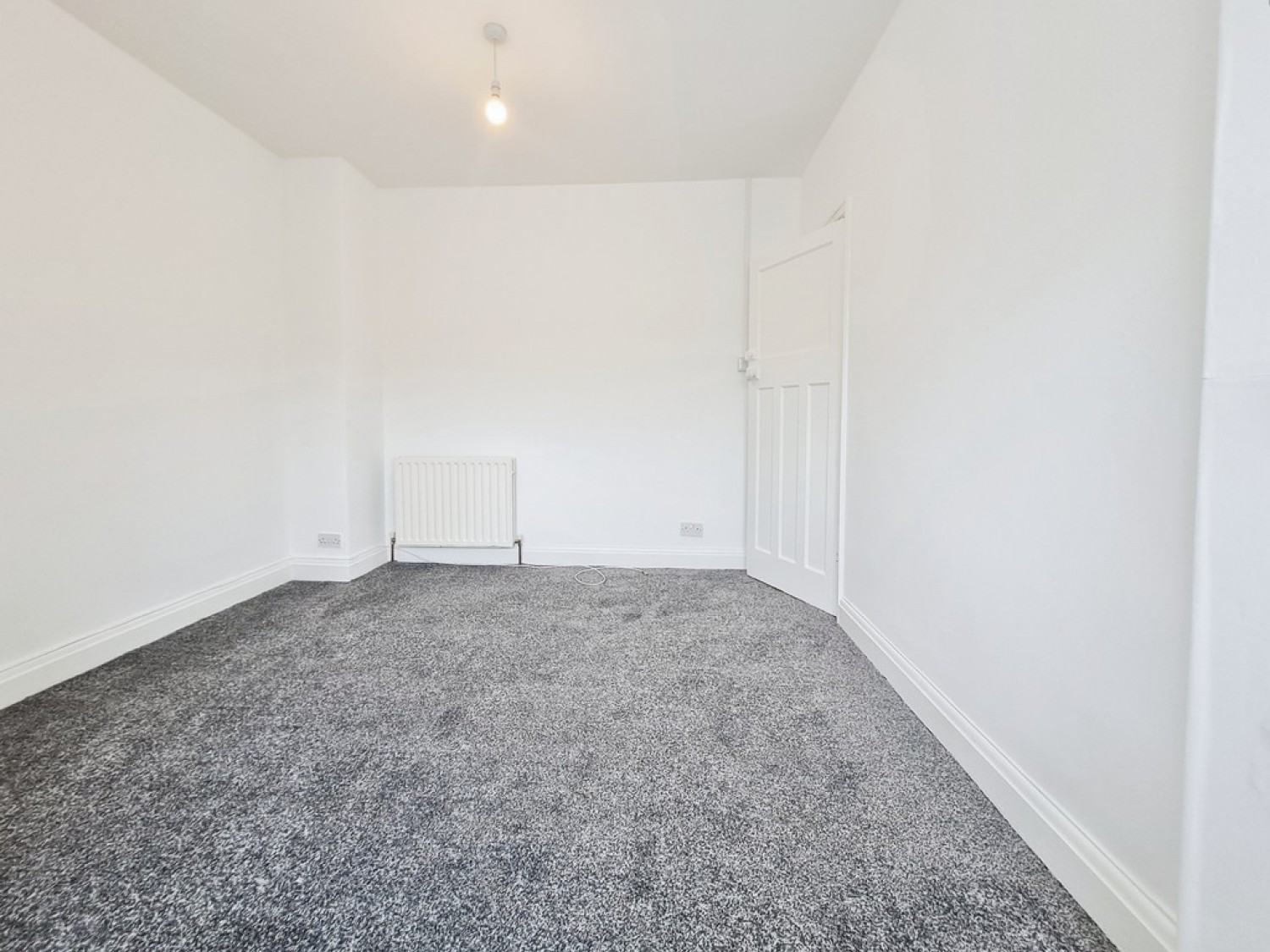 2 bedroom House in Broadway, Horsforth, Leeds