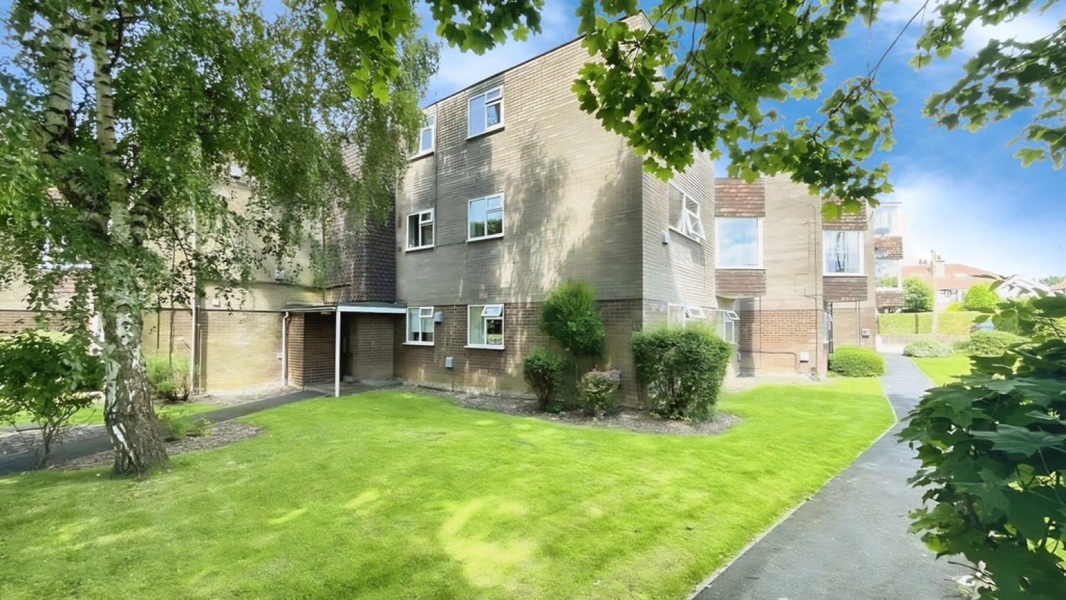 Moorfields Court, Scott Hall Road, Moor Town