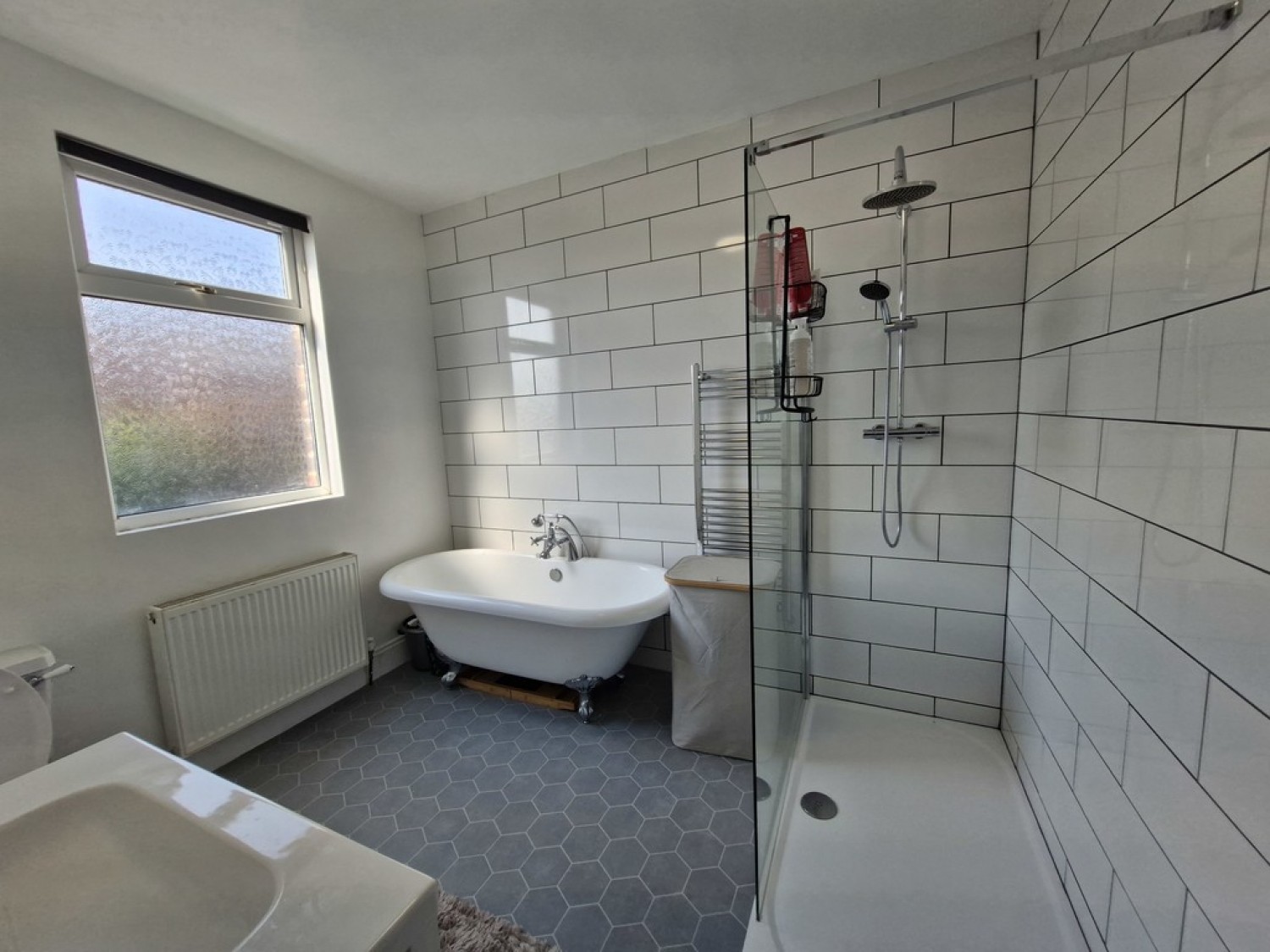 3 bedroom House for Letting Rose Avenue, Horsforth