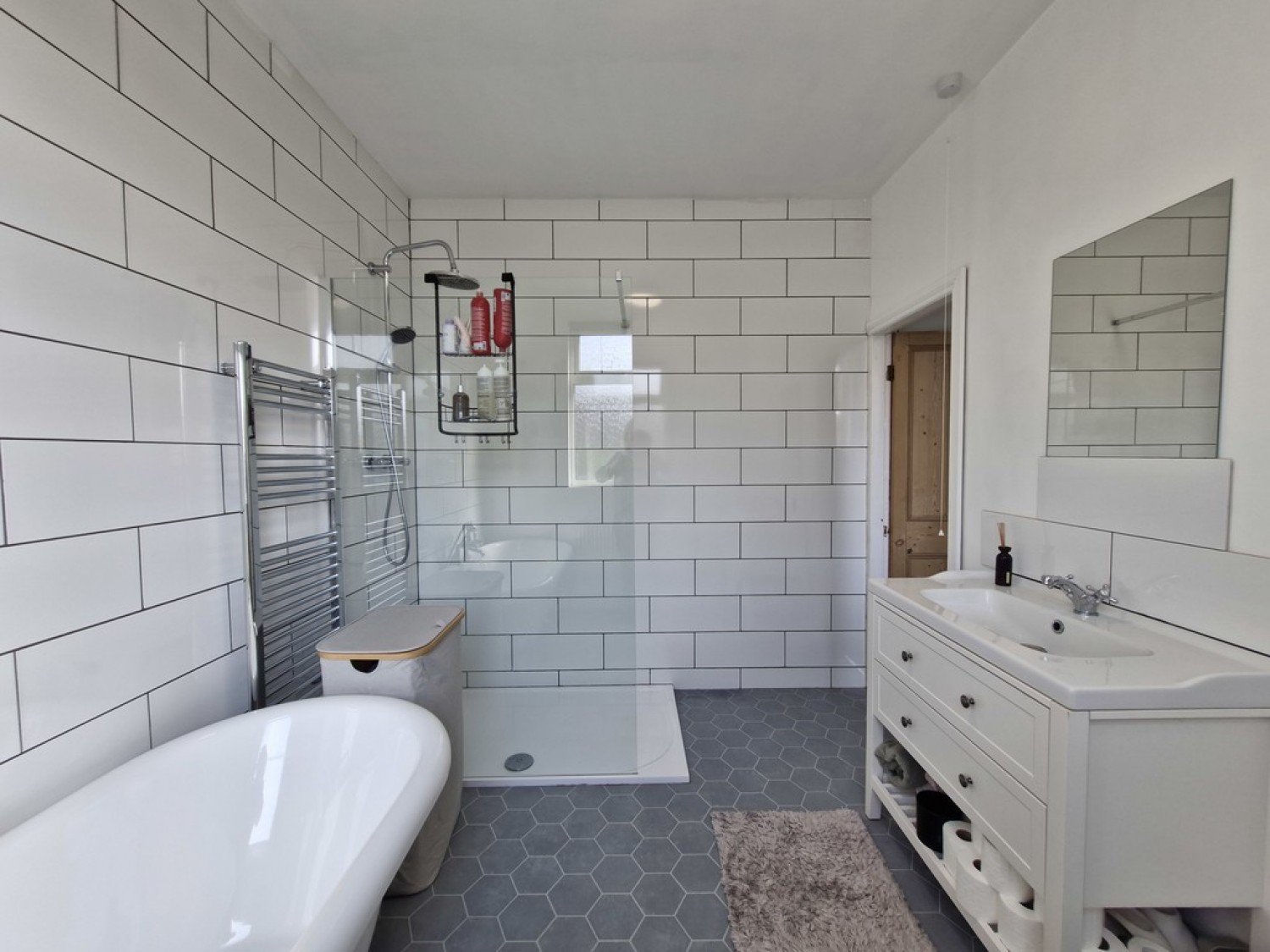 3 bedroom House for Letting Rose Avenue, Horsforth