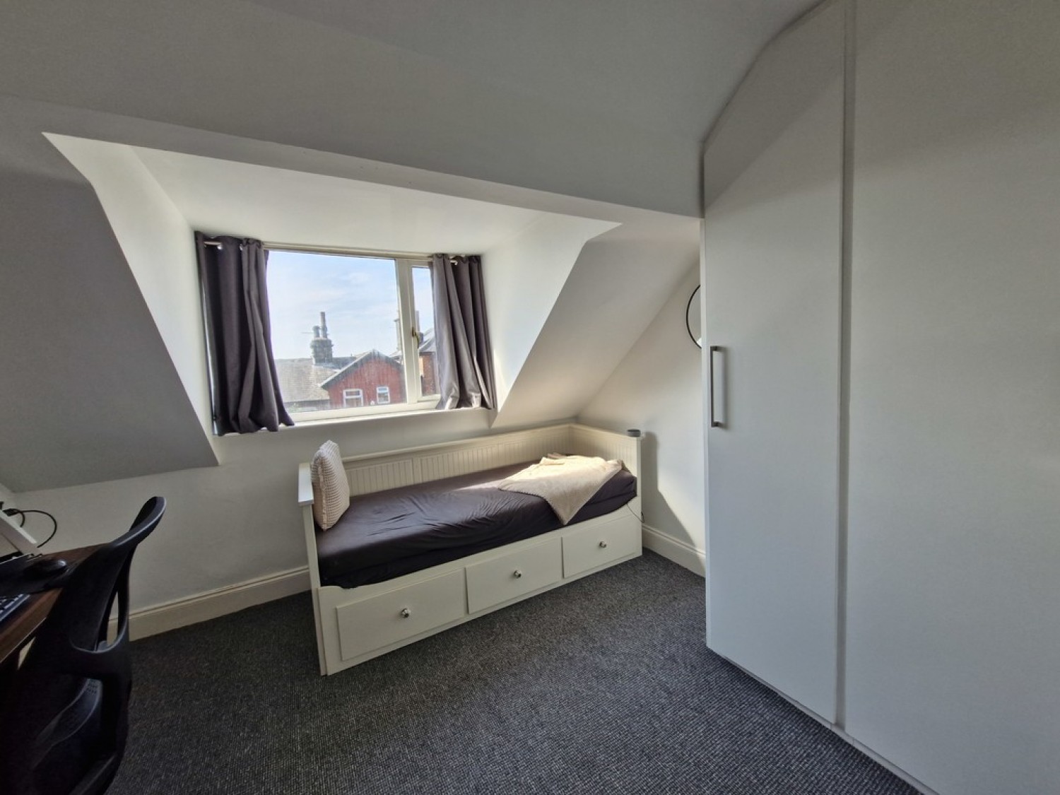 3 bedroom House for Letting Rose Avenue, Horsforth