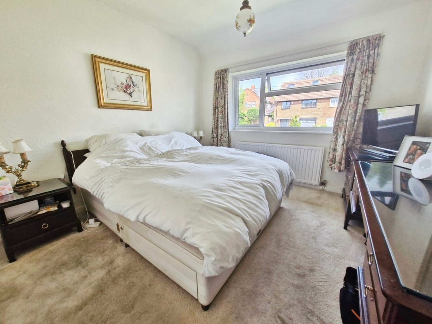 Bedford Gardens, Cookridge, LS16 6DH