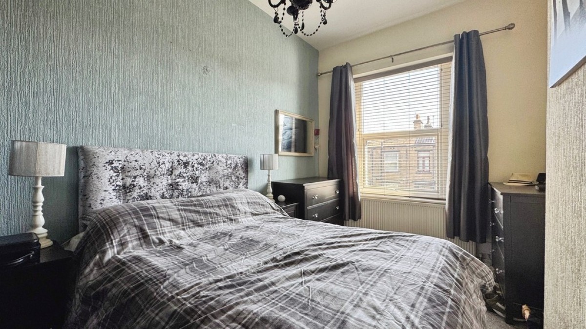 Prospect Square, Farsley, LS28 5AN
