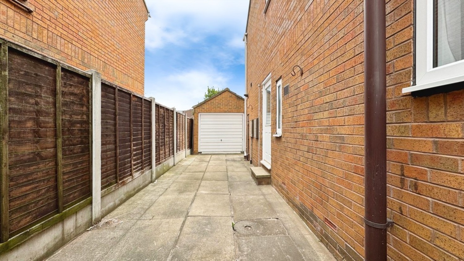 Richmond Close, Bramley, LS13 3HF
