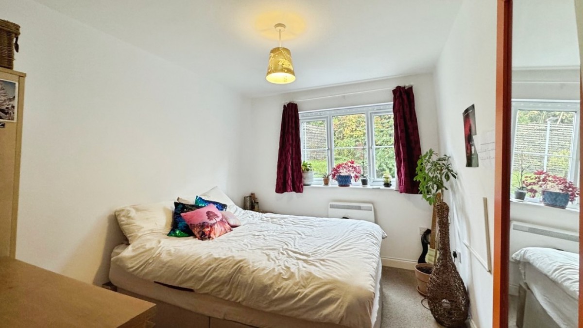 Horsforde View, Bramley, LS13 1GE