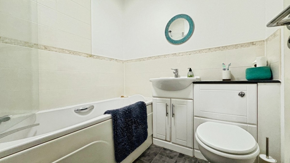 Horsforde View, Bramley, LS13 1GE