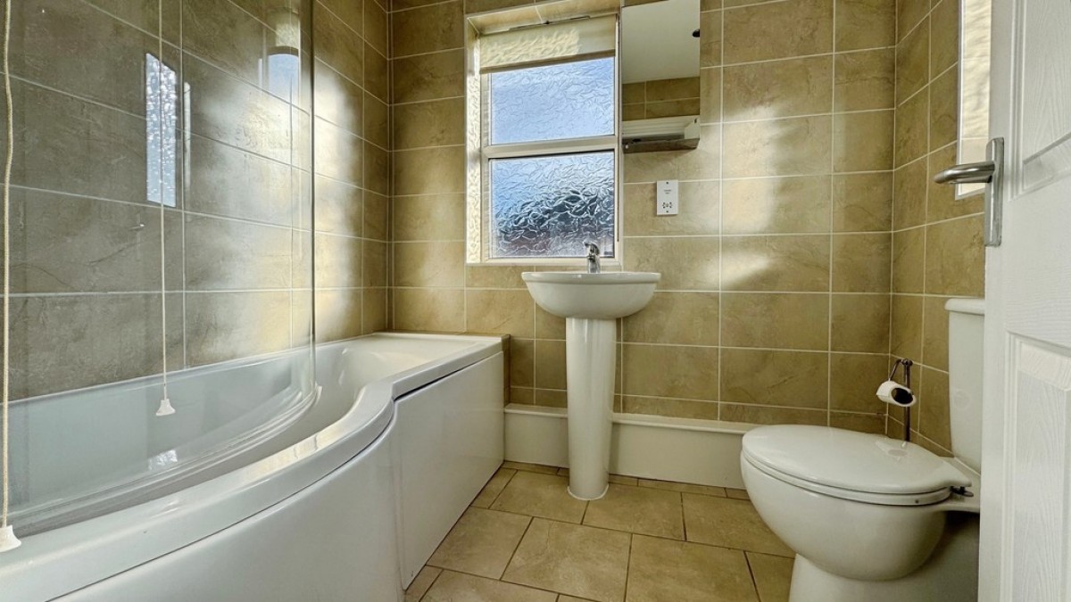 Winston Gardens, Headingley, LS6 3LA