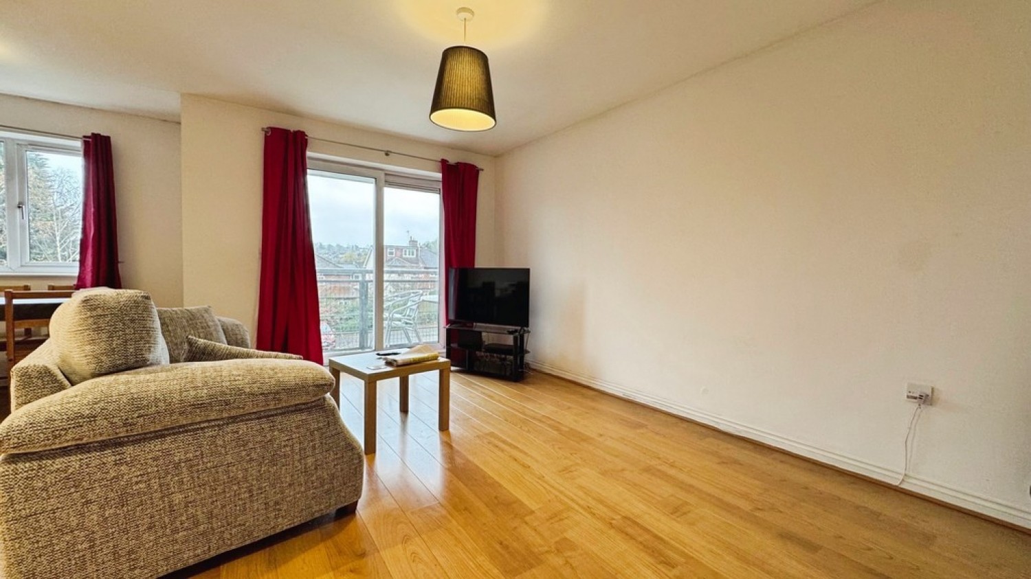 Woodeson Lea, Rodley, Leeds, LS13 1RJ