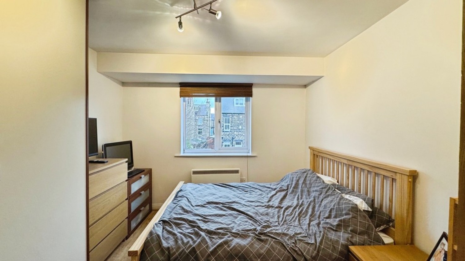 Woodeson Lea, Rodley, Leeds, LS13 1RJ