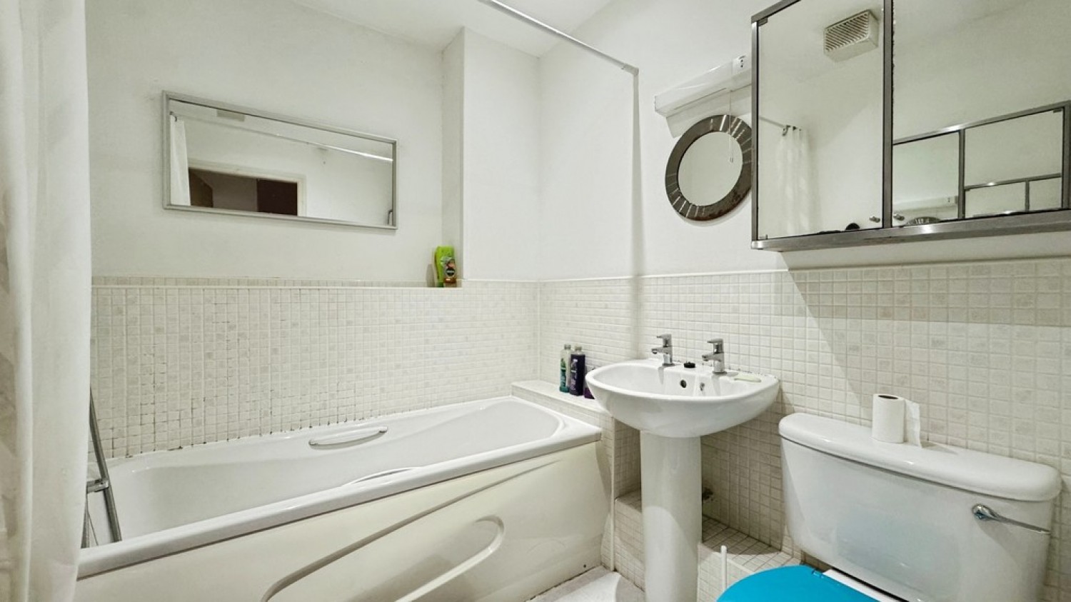 Woodeson Lea, Rodley, Leeds, LS13 1RJ