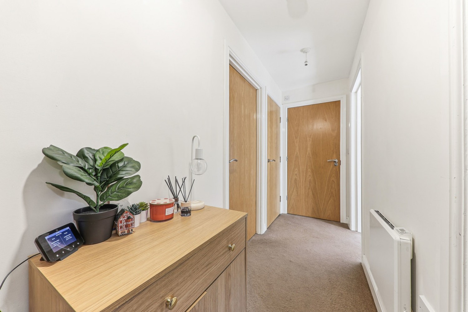 2 bedroom Flat for Sale Station Square, Bradford Road, LS28 5GN