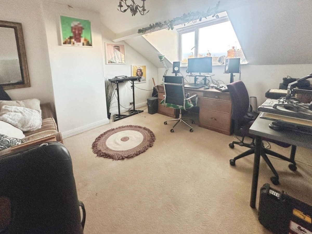 Norman View, Kirkstall, LS5 3JJ