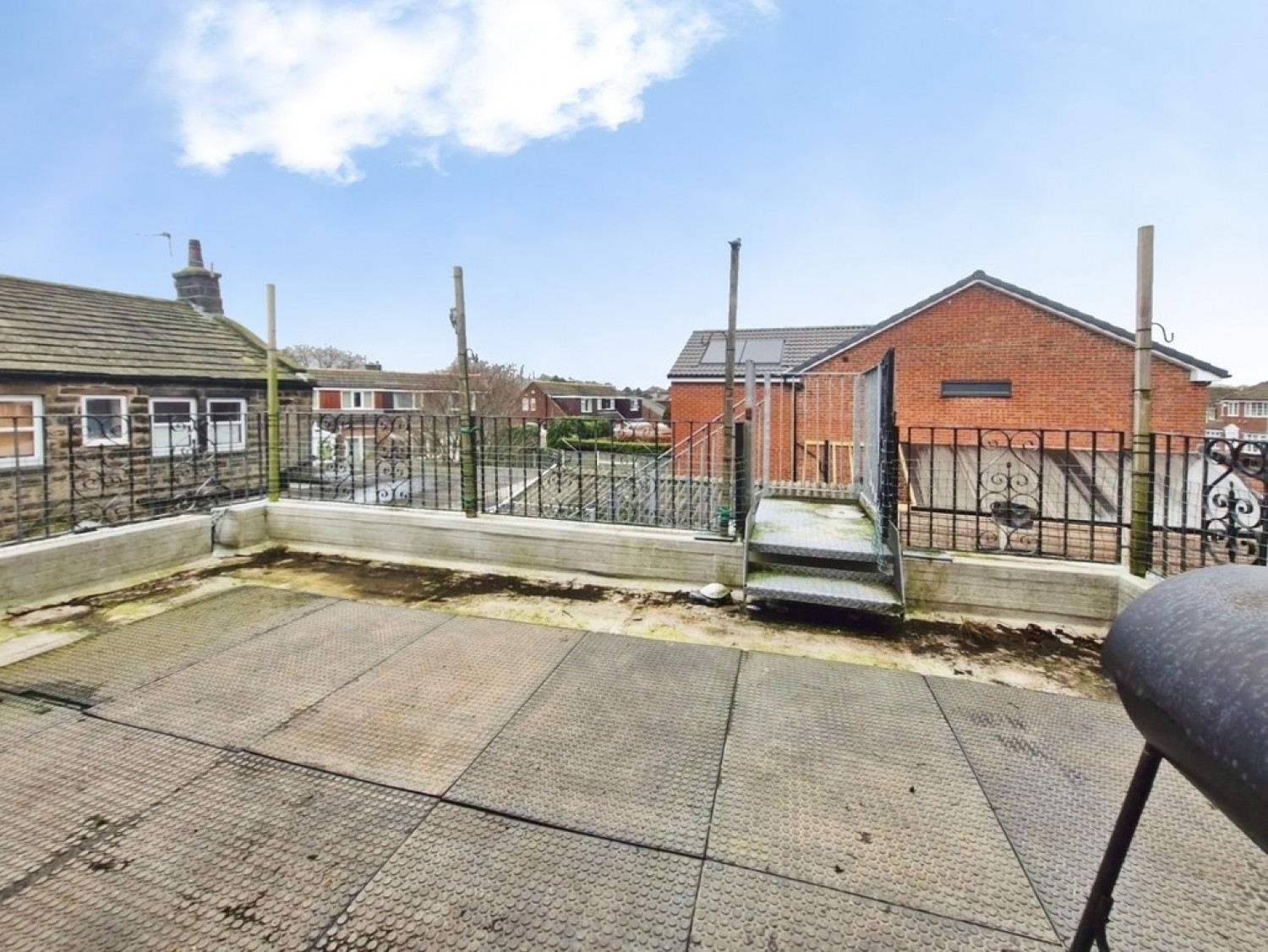 3 bedroom Flat for Letting Victoria Avenue, Yeadon