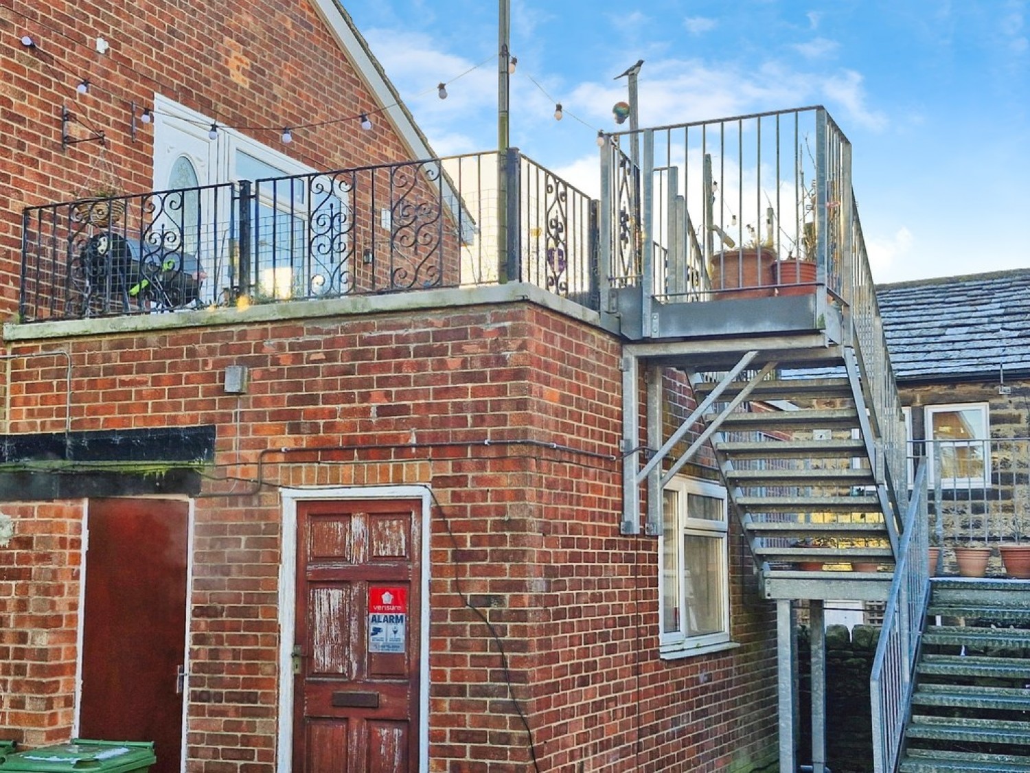 3 bedroom Flat for Letting Victoria Avenue, Yeadon