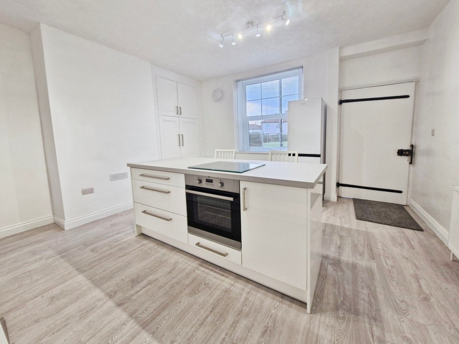 3 bedroom House in Bath Lane, Bramley