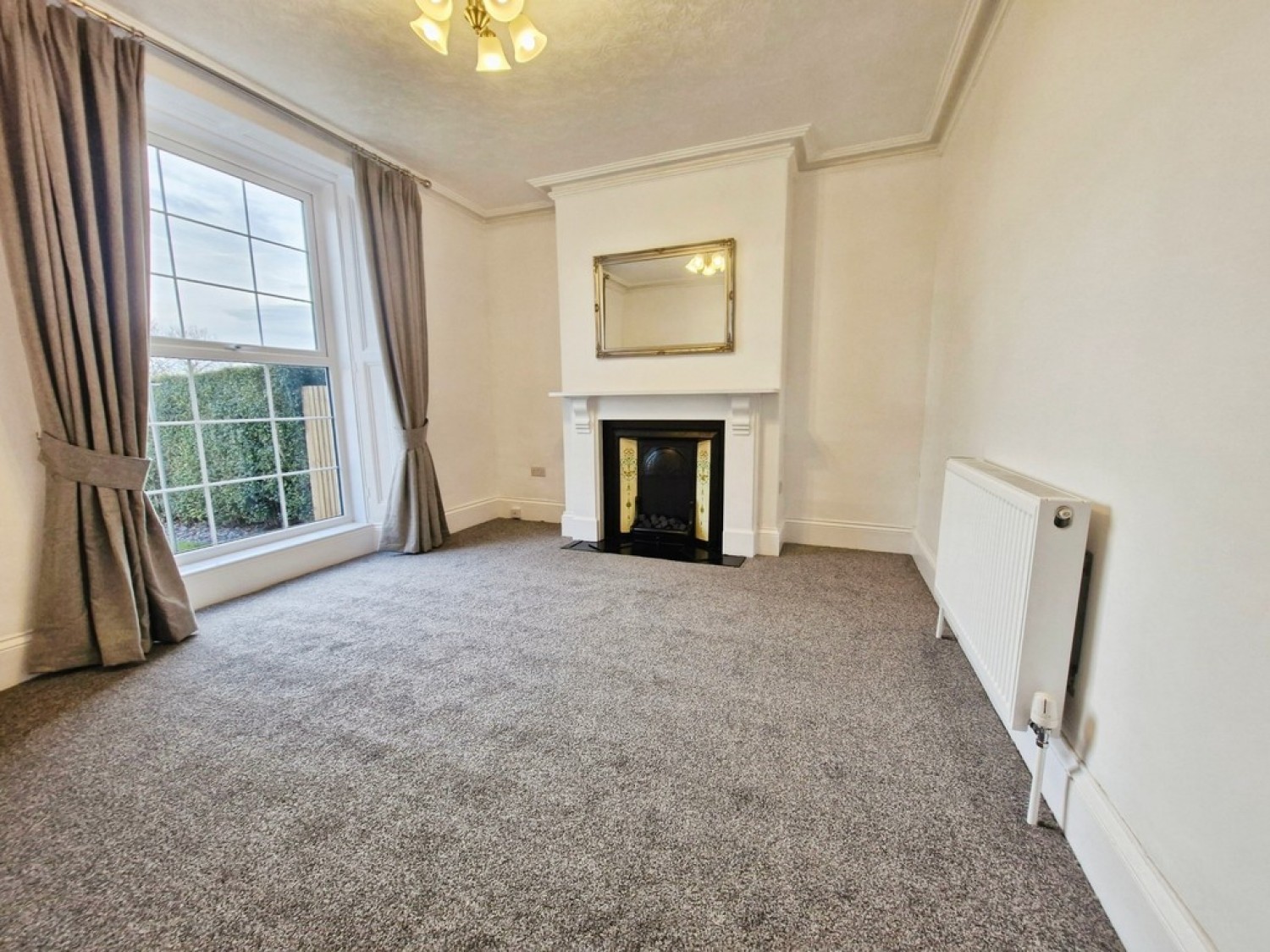 3 bedroom House in Bath Lane, Bramley