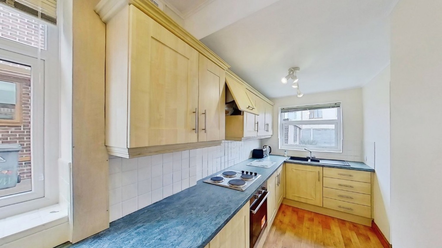 3 bedroom House for Sale Vesper Gate Mount, Kirkstall