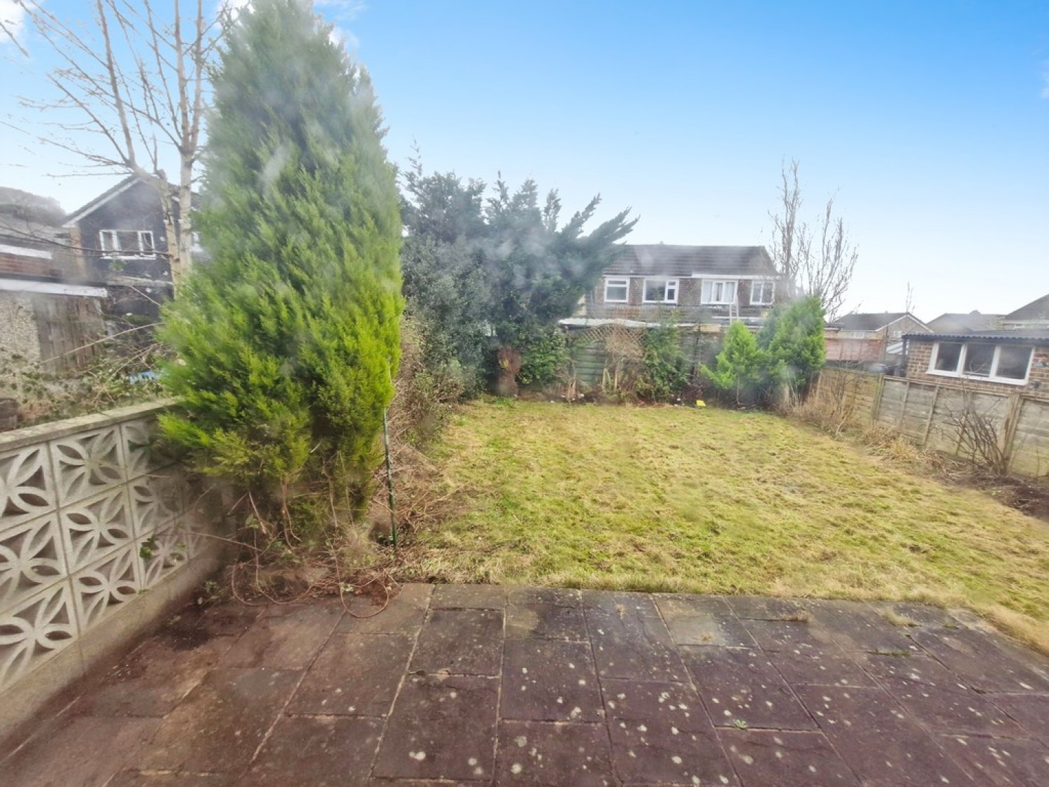 3 bedroom House in Holmwood Drive, Leeds