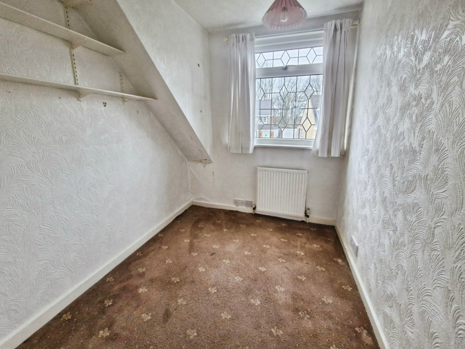 3 bedroom House in Holmwood Drive, Leeds