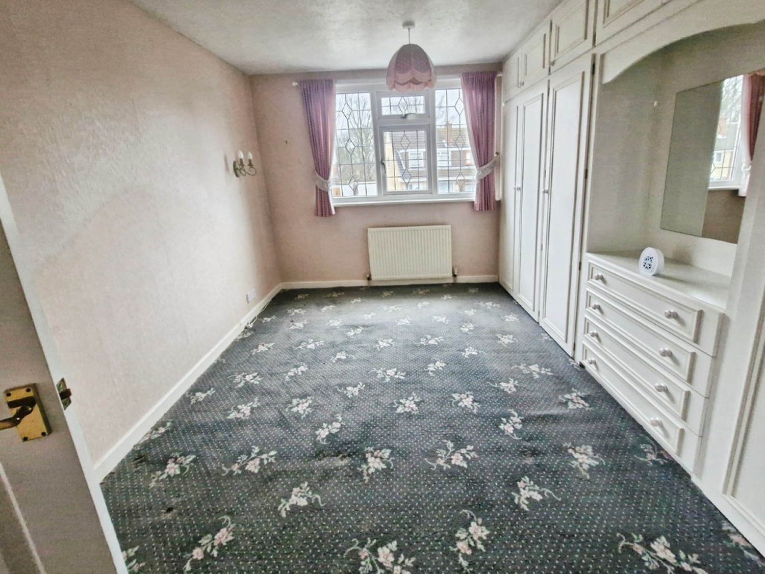 3 bedroom House in Holmwood Drive, Leeds