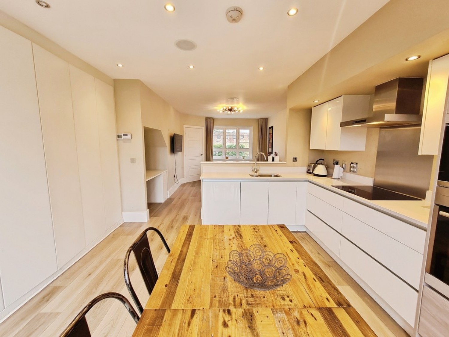 3 bedroom House for Sale Low Hall Road, Horsforth, Leeds