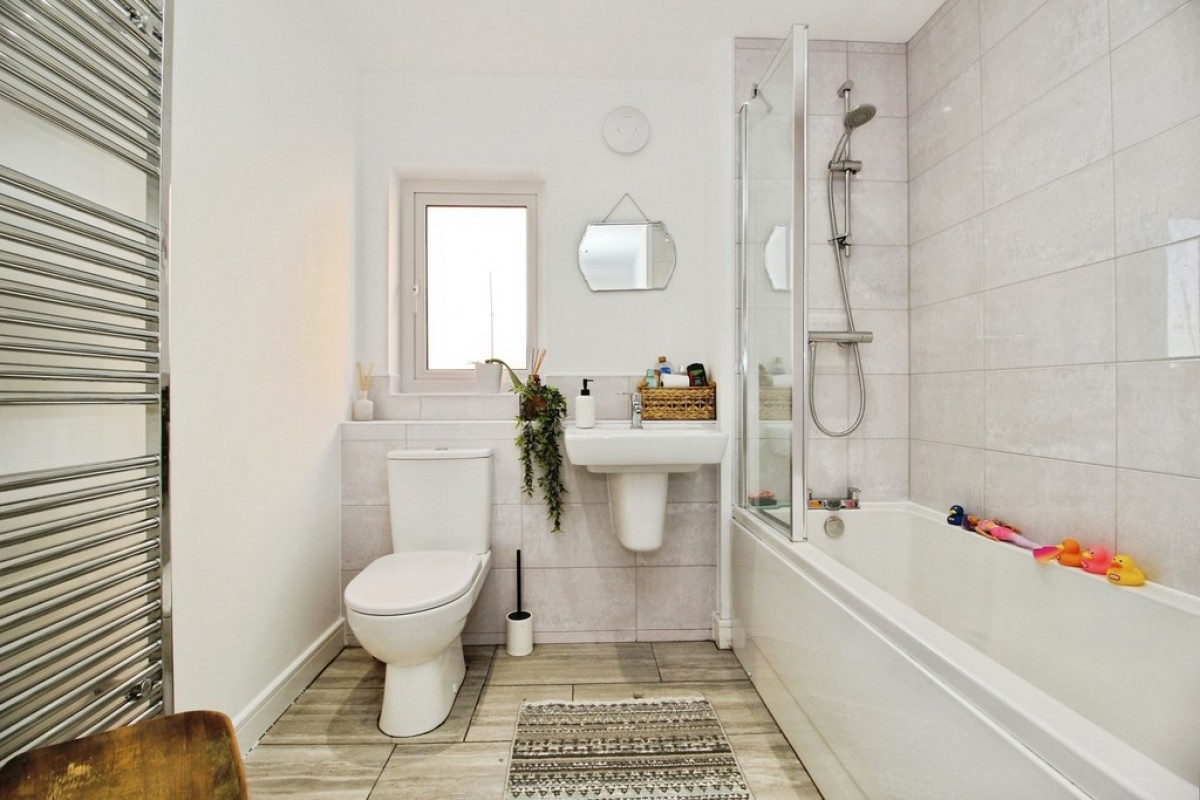 Clayton Wood Road, Lawnswood, Leeds