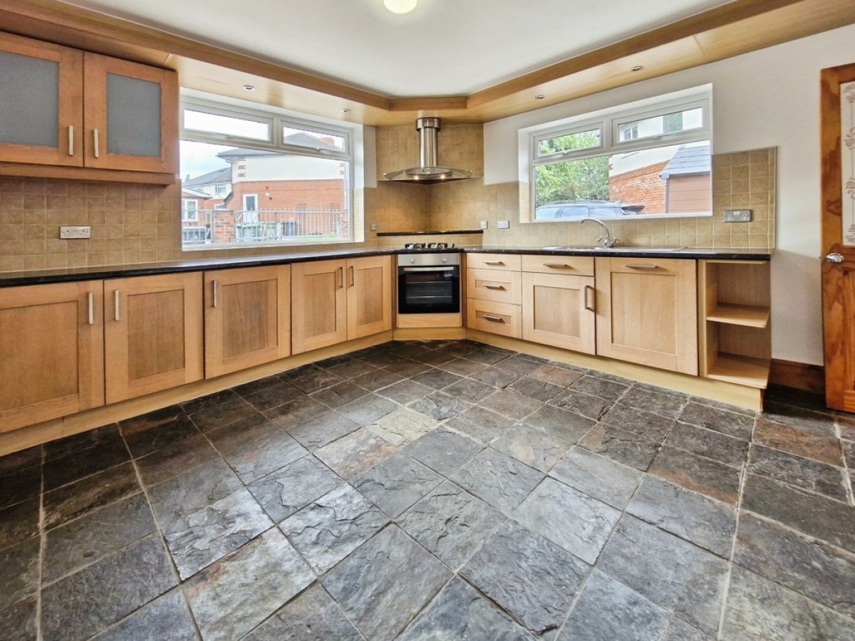 Broadgate Walk, Horsforth, Leeds
