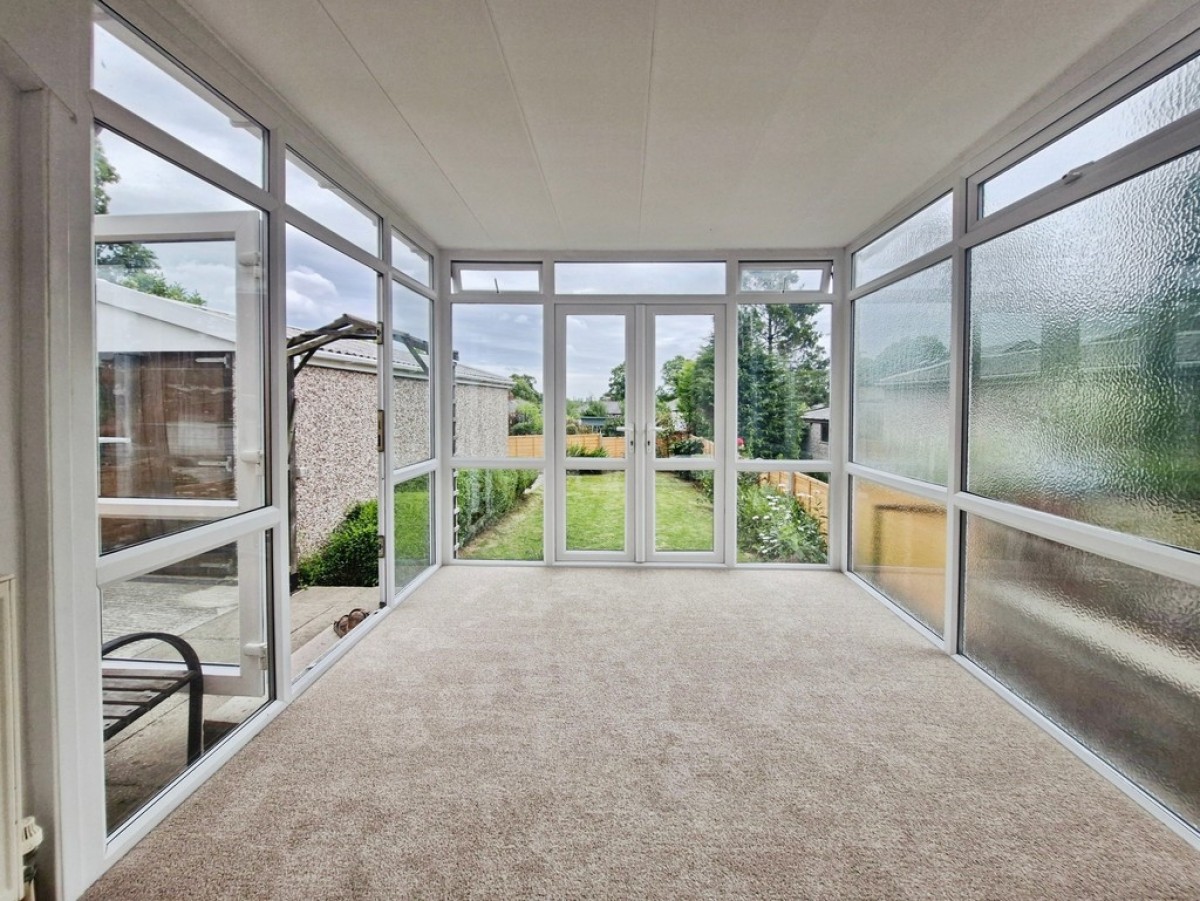 Broadgate Walk, Horsforth, Leeds