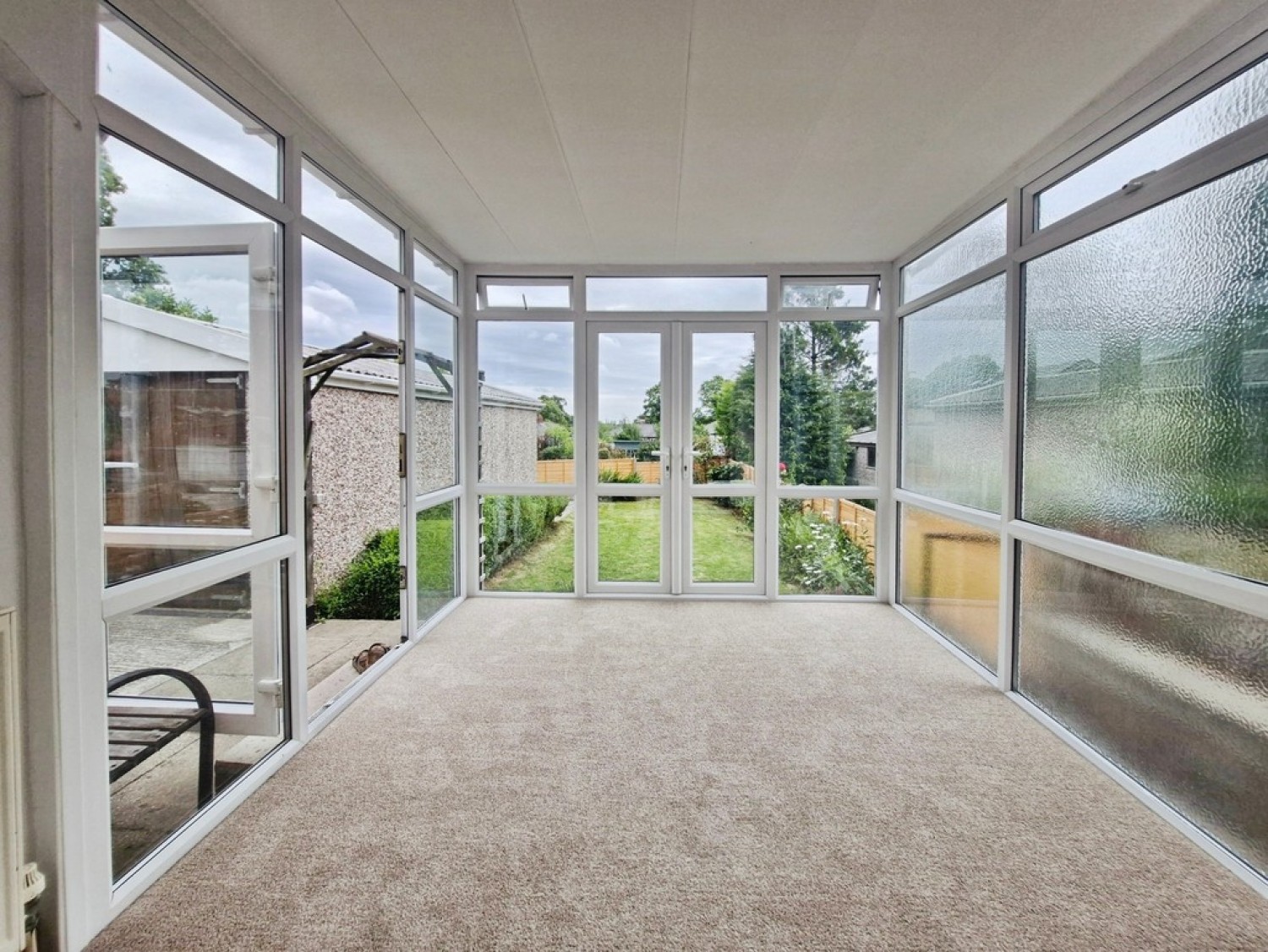 3 bedroom House for Sale Broadgate Walk, Horsforth, Leeds