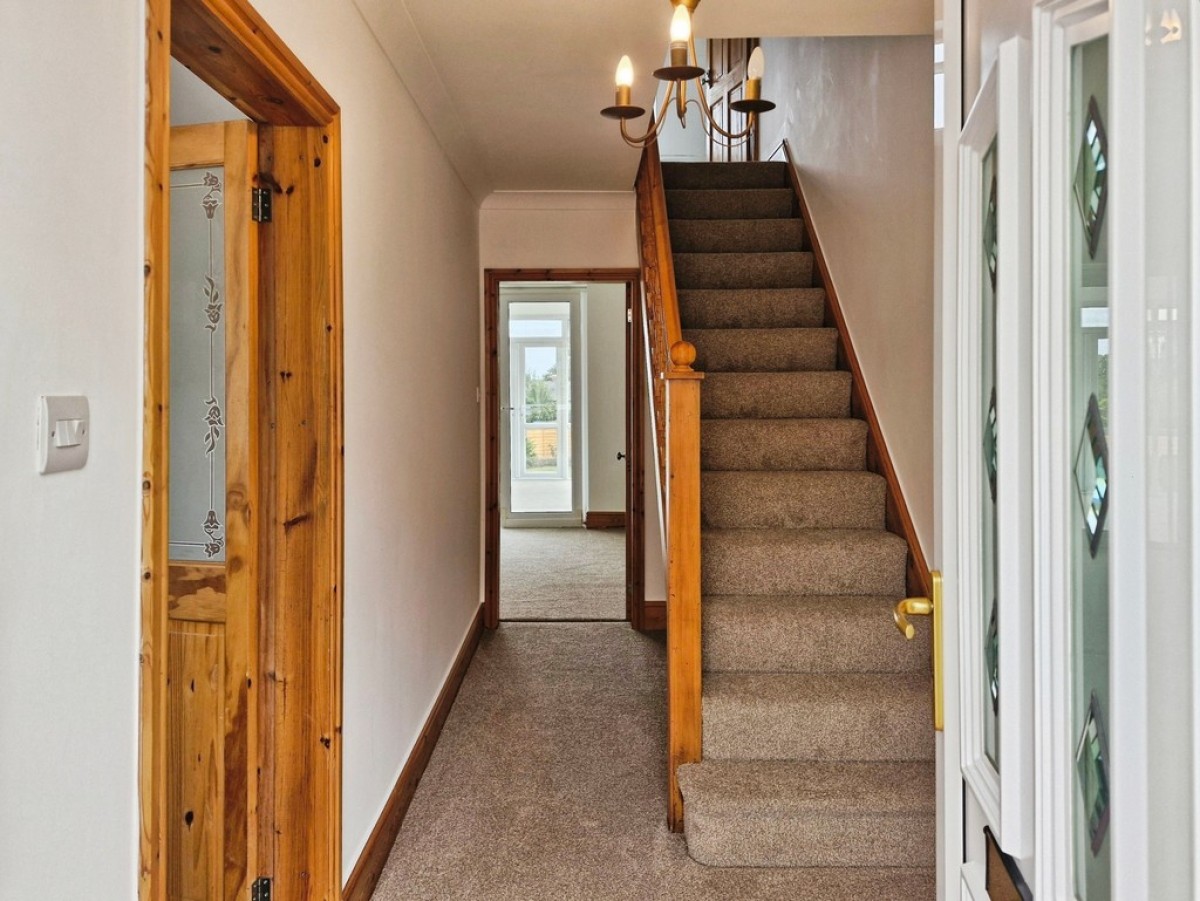 Broadgate Walk, Horsforth, Leeds