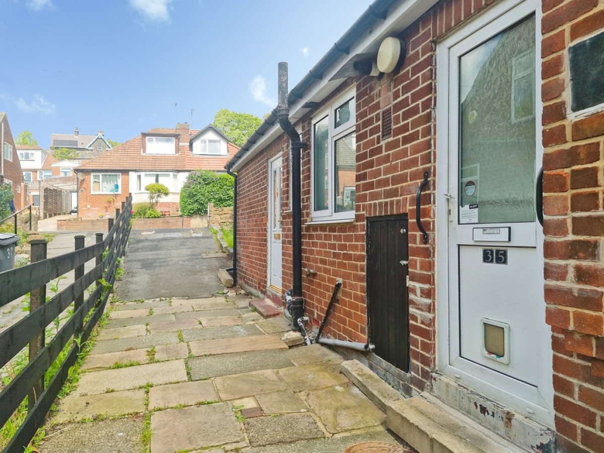 Newlay Wood Crescent, Horsforth