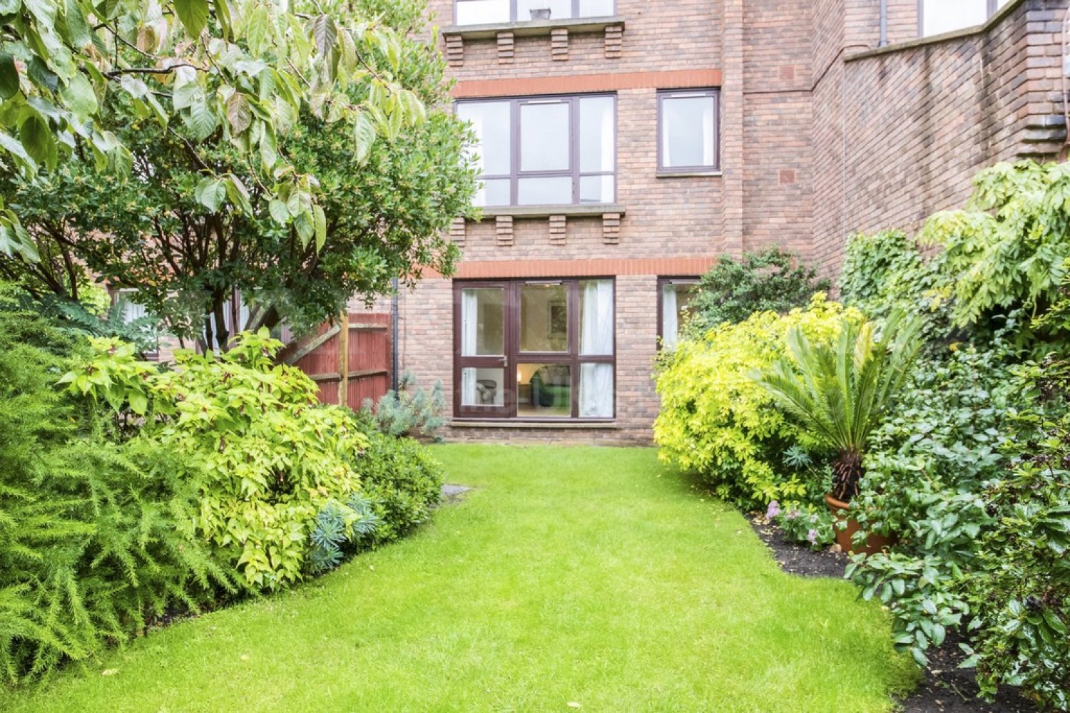 2 bedroom Flat for Letting Fulmead Street, Fulham