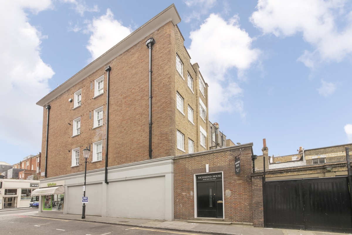 Earls Court Road, Earls Court