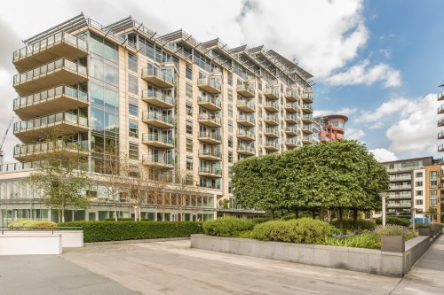 Ensign House, Battersea Reach