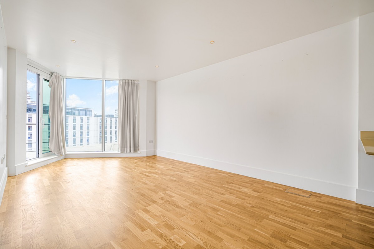 Ensign House, Battersea Reach