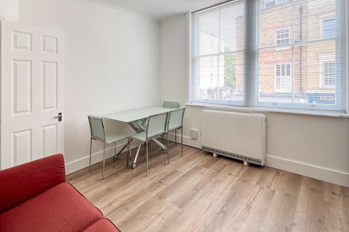 Launcelot Street, Waterloo