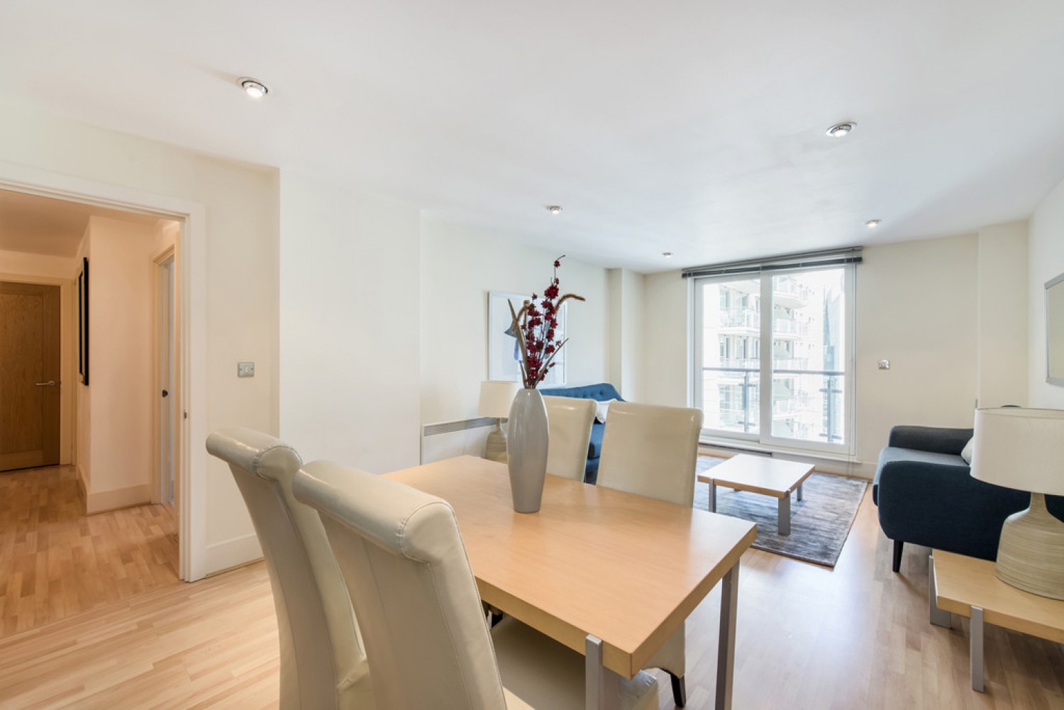 2 bedroom Flat for Letting St George Wharf, Vauxhall