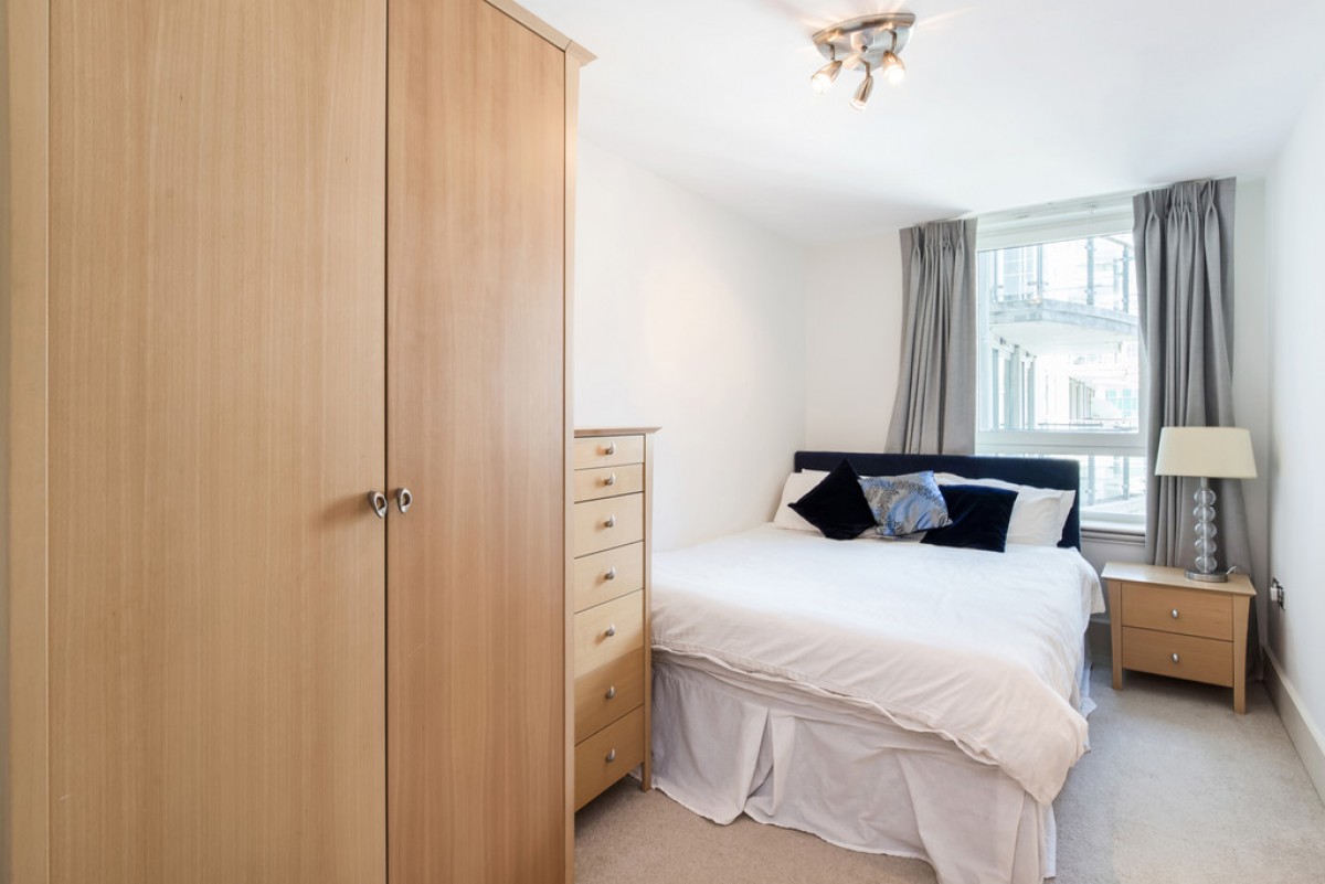 St George Wharf, Vauxhall