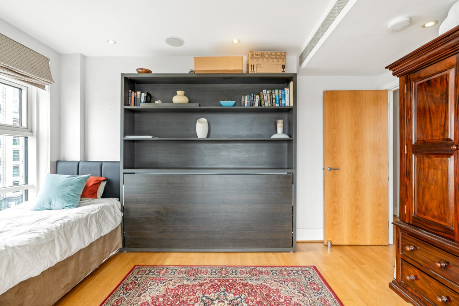 3 bedroom Flat for Letting Commodore House, Battersea Reach