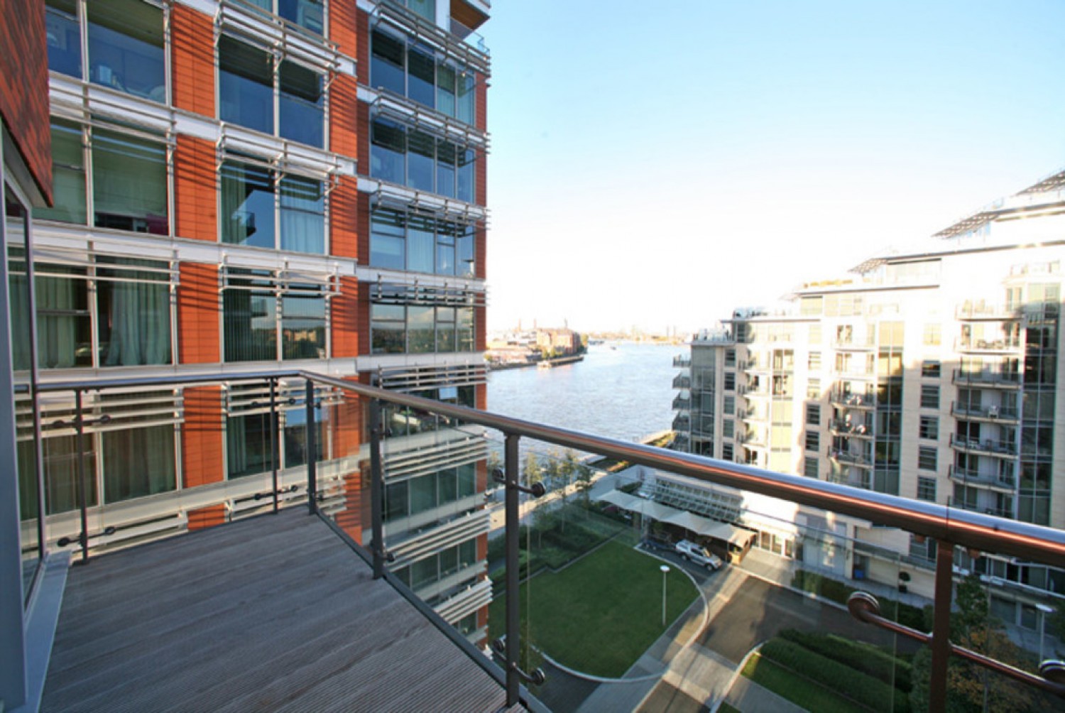 Spinnaker House, Battersea Reach