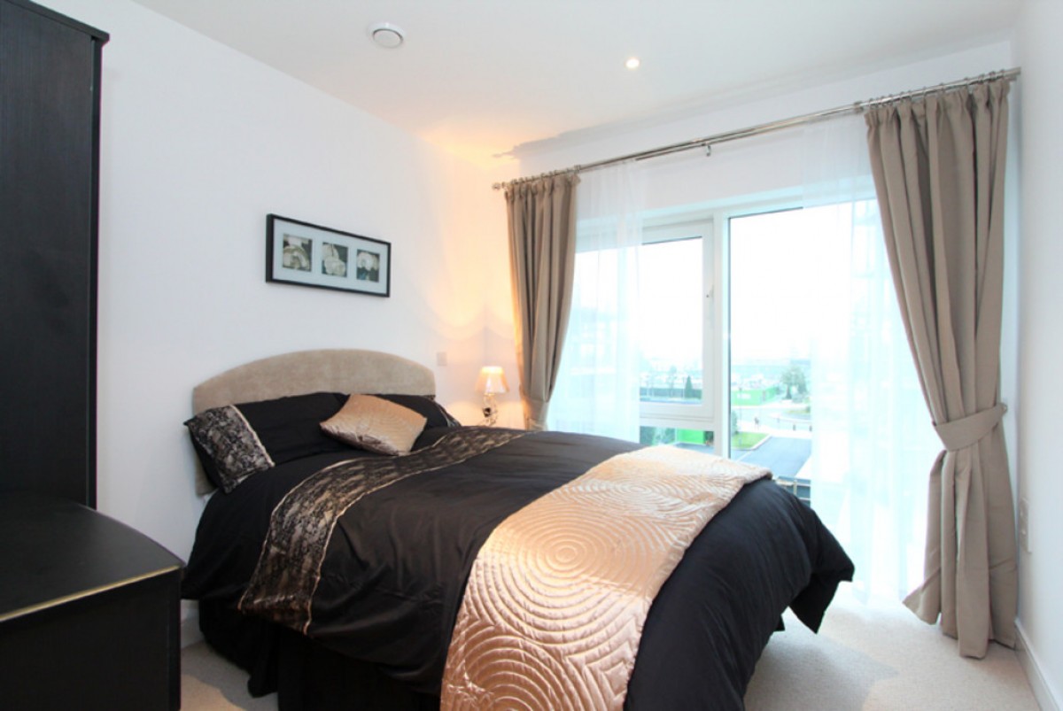 Flotilla House, Battersea Reach