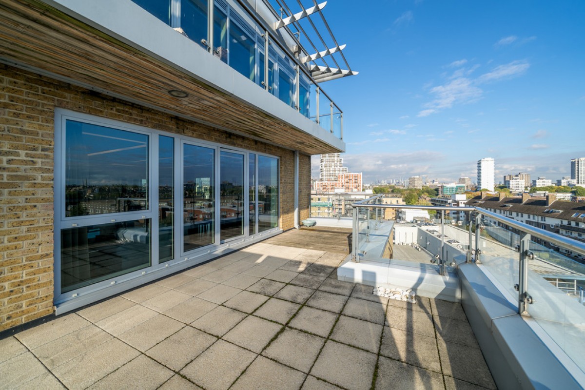 Flotilla House, Battersea Reach