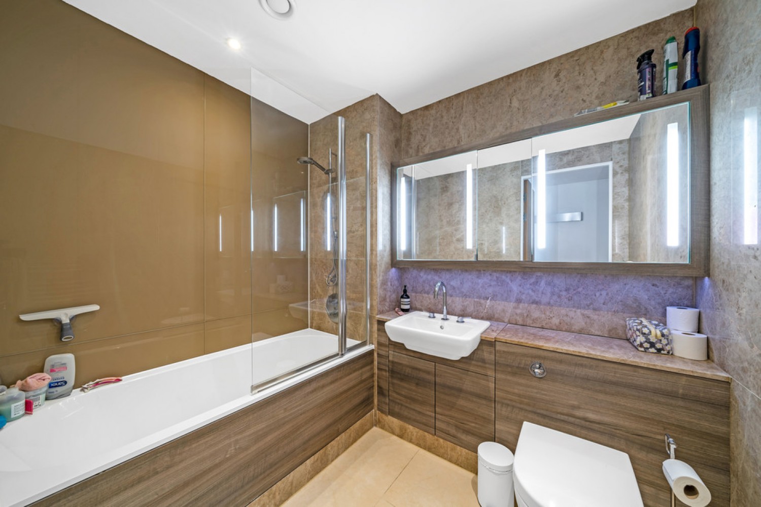 2 bedroom Flat for Letting Flotilla House, Battersea Reach