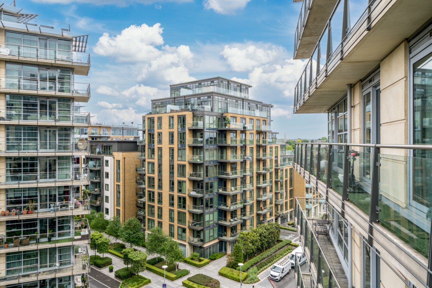 Jasmine House, Battersea Reach