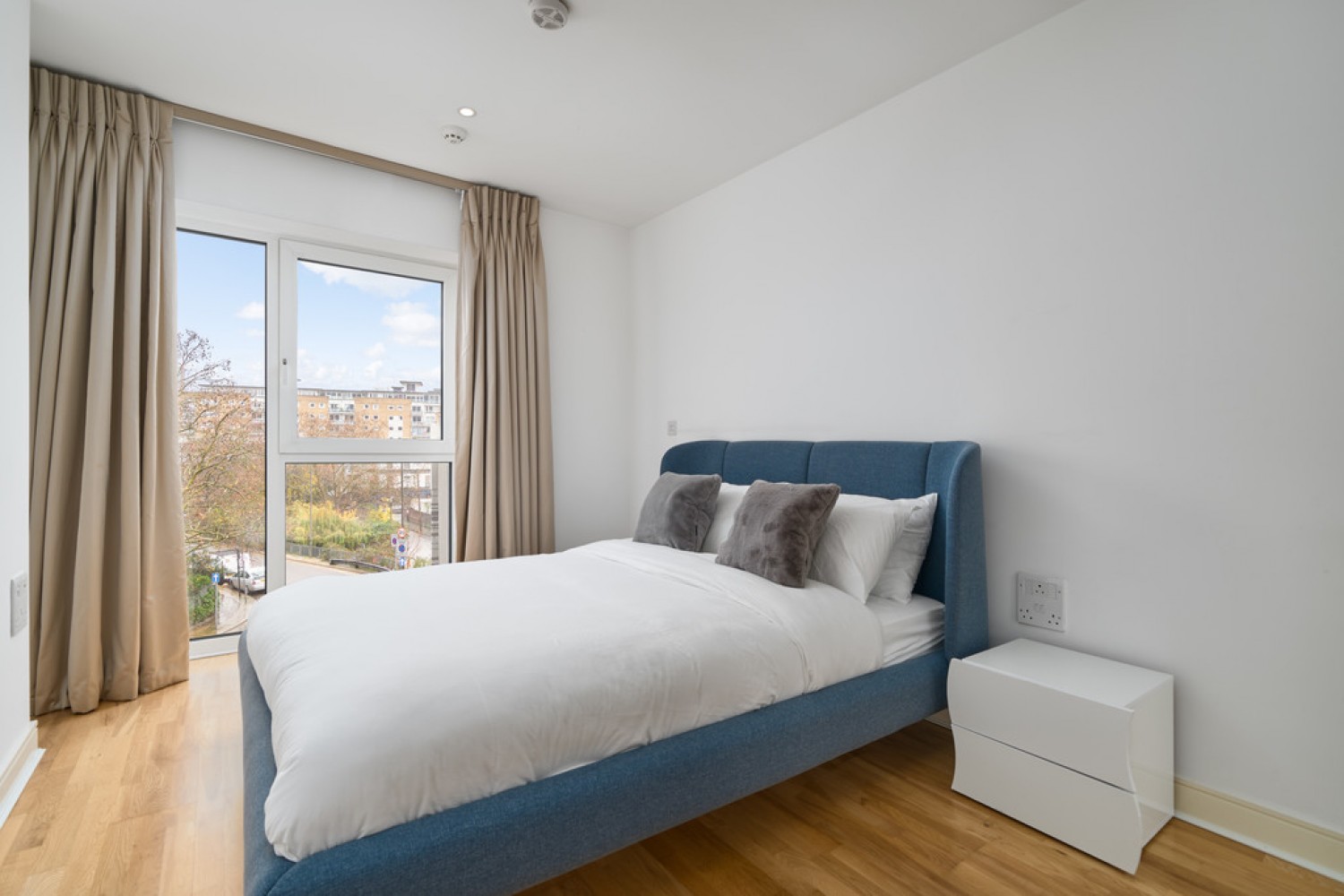 Spinnaker House, Battersea Reach