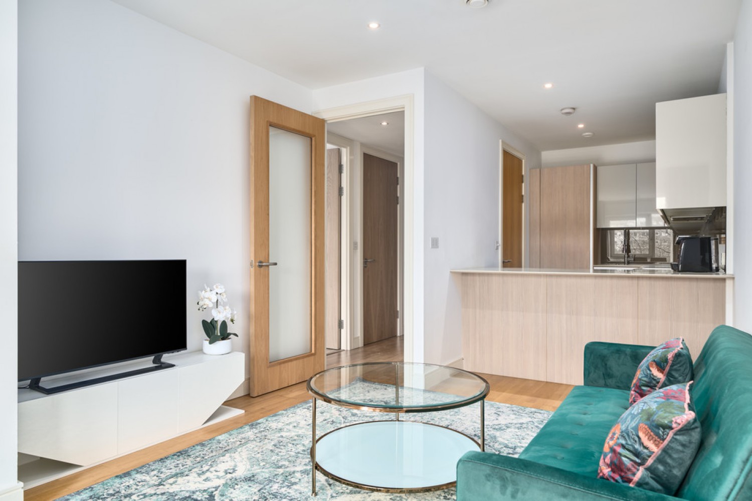 Spinnaker House, Battersea Reach